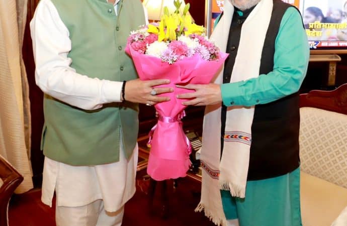 मुख्यमंत्री धामी ने नई दिल्ली में गृह मंत्री अमित शाह से साझा की जोशीमठ की मौजूदा स्थिति।