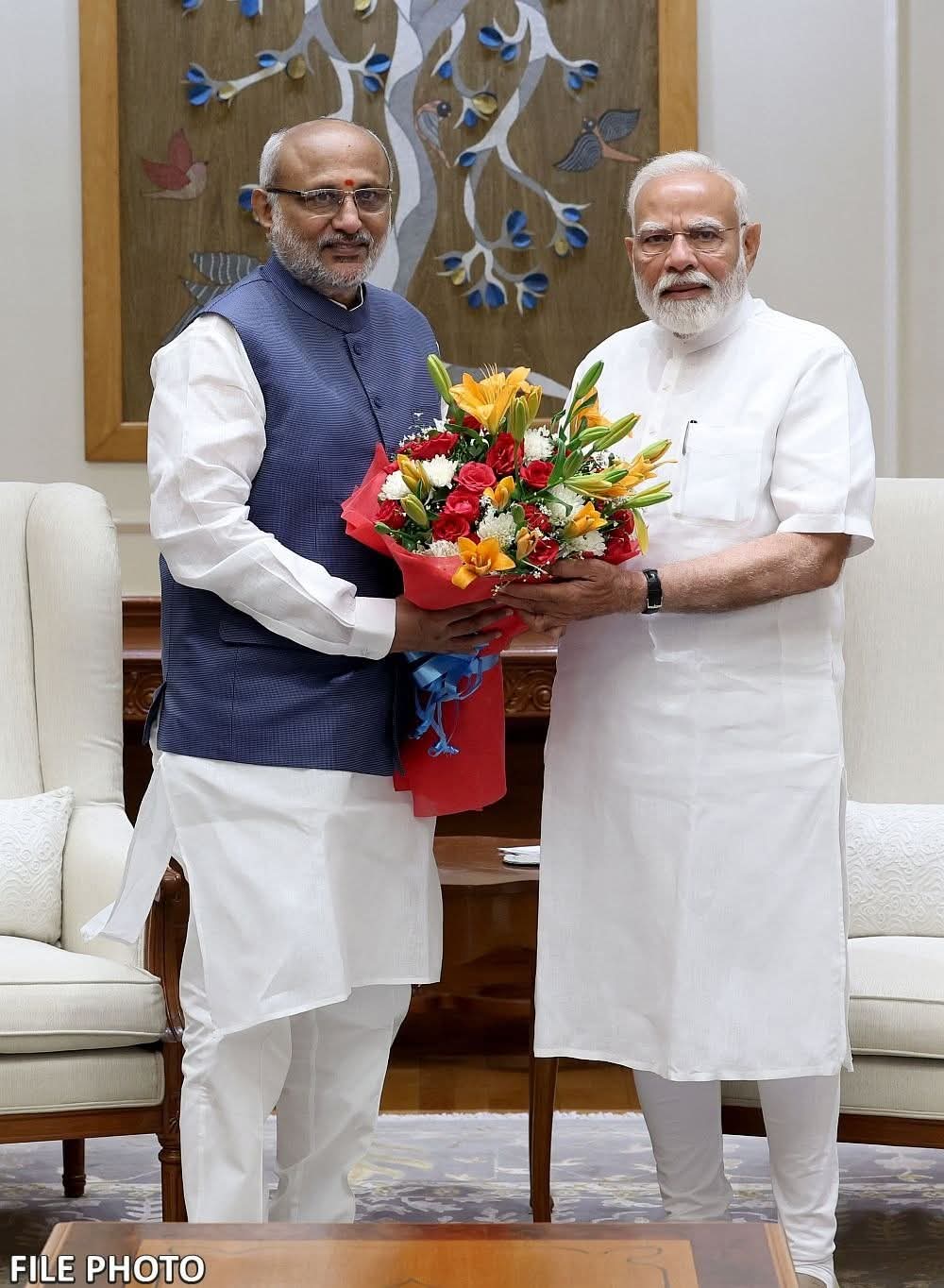 एनडीए के उपराष्ट्रपति उम्मीदवार सीपी राधाकृष्णन, संसदीय बोर्ड की बैठक में हुआ नाम का ऐलान।