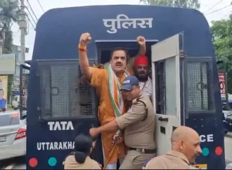 रुद्रपुर जिला अस्पताल में विशेषज्ञ डॉक्टरों की कमी का मुद्दा गरमाया, पूर्व विधायक ठुकराल समर्थकों समेत हिरासत में