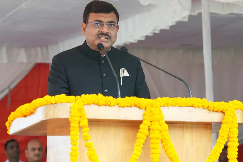 स्वतंत्रता दिवस पर मुख्य सचिव ने सुशासन, विकसित उत्तराखण्ड और हिमालय संरक्षण का लिया संकल्प