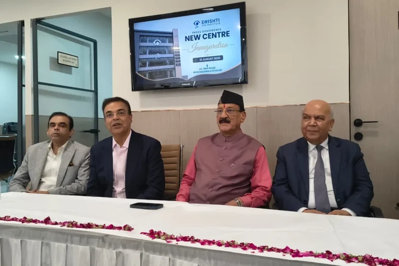 देहरादून में दृष्टि आई इंस्टीट्यूट का नया अत्याधुनिक सेंटर शुरू, स्वास्थ्य मंत्री सुबोध उनियाल ने किया उद्घाटन