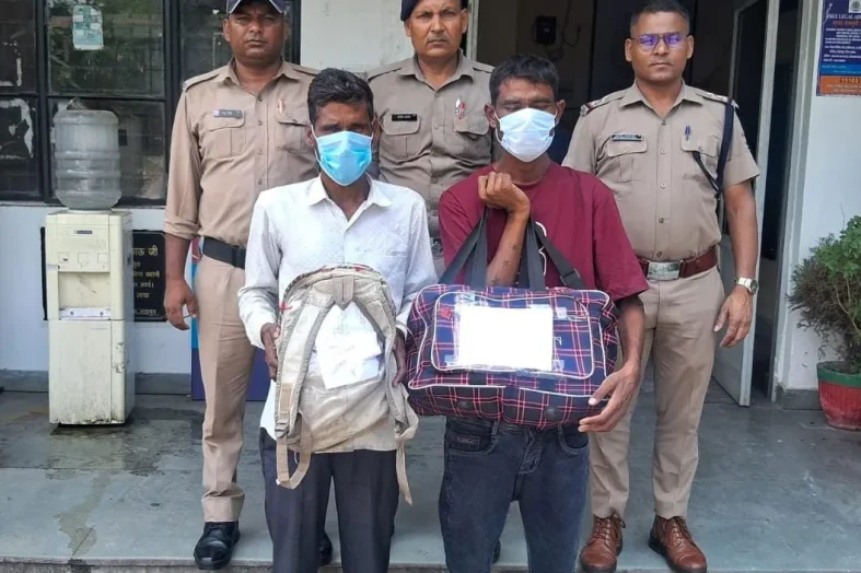 देहरादून: 7 किलो 86 ग्राम गांजे के साथ अलीगढ़ के दो नशा तस्कर गिरफ्तार, सपेरा बस्ती में बेचने की थी तैयारी