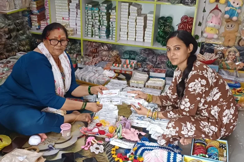 मालदेवता में सास-बहू की जोड़ी ने राखी कारोबार से मचाई धूम