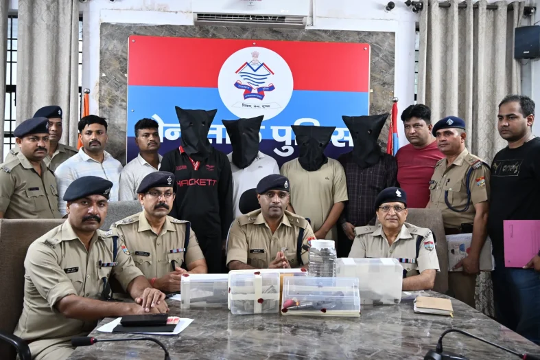 हल्द्वानी डकैती का मास्टरमाइंड यश सिडाना समेत चार आरोपी गिरफ्तार, हथियार और लूटी गई रकम बरामद