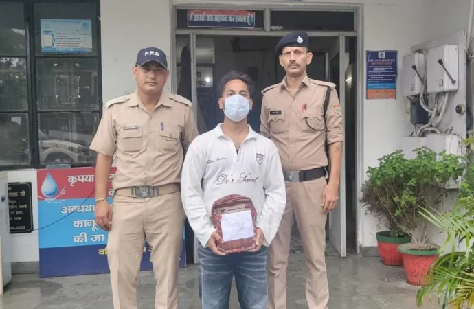 देहरादून में 511 ग्राम चरस के साथ अंतरराज्यीय तस्कर गिरफ्तार, सहारनपुर से लाकर स्थानीय नशेड़ियों को बेचने की थी तैयारी