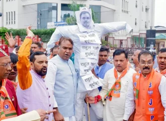 भाजपा एससी मोर्चा ने प्रदेशभर में राहुल का पुतला दहन कर किया जबरदस्त प्रदर्शन!