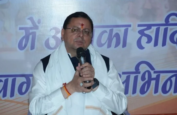 देहरादून : रक्षाबंधन पर बहनों को सीएम धामी ने निशुल्क बस यात्रा की दी बड़ी सौगात